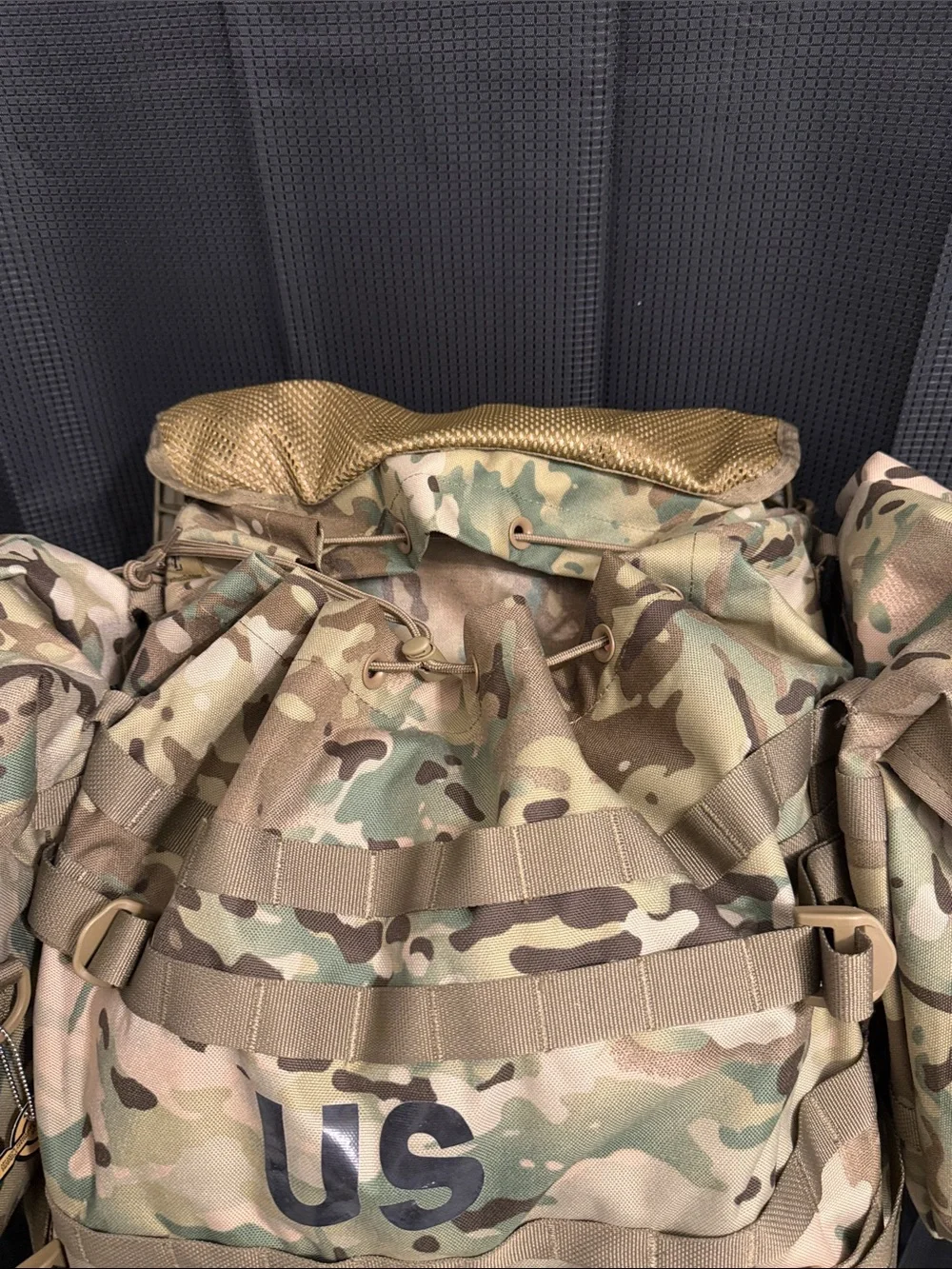 AK Max genuine molle